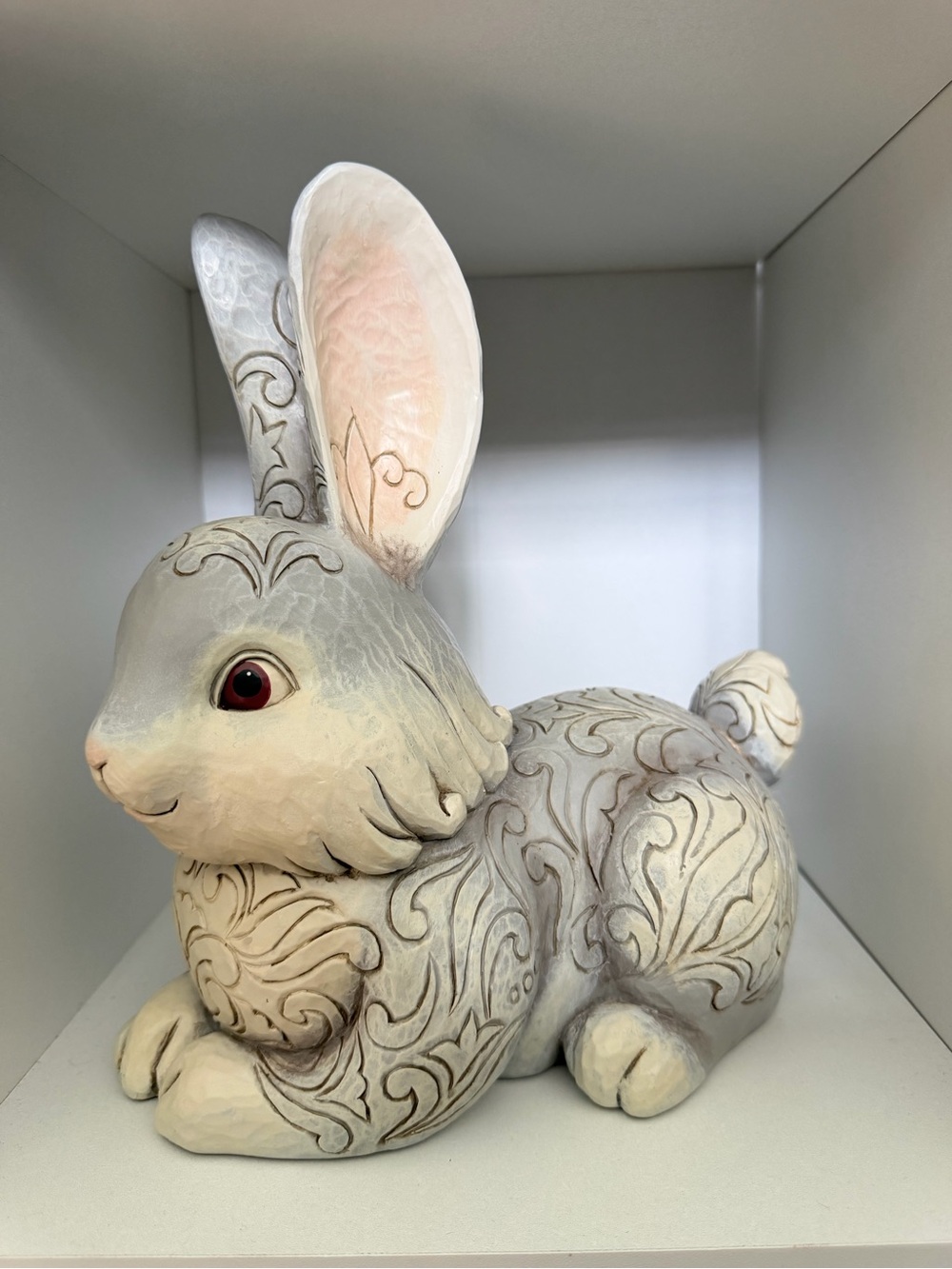 Jim Shore Heartwood Creek bunny garden figurine